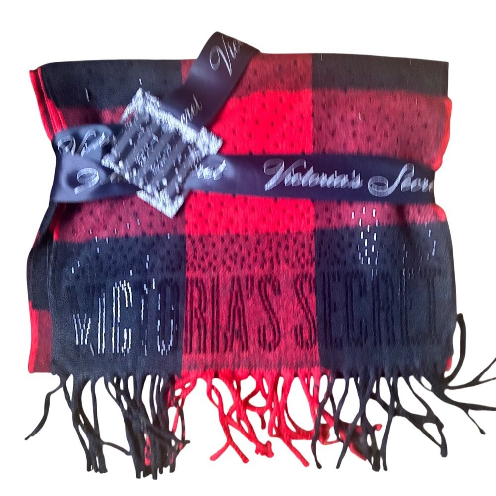 NWT2 Victorias Secret Cozy Blanket Scarves Heart & Plaid, Black & Red Check Logo - Picture 7 of 11